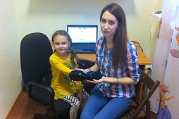 Е. Ю. Медведева, Е. А. Ольхина "Использование аппарата Hand Tutor  в логопедической работе с детьми с дизартрией".